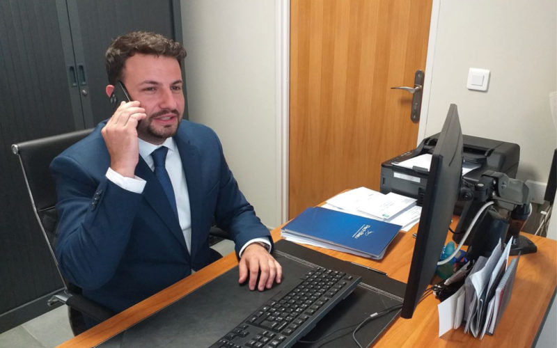 Contact funeral services in Hérault and Aude to organize a funeral in English with Pech Bleu.